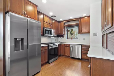 2409 S 6th Ave, North Riverside, IL 60546 photo 5