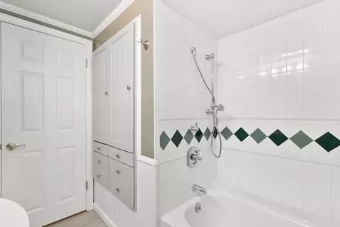 2409 S 6th Ave, North Riverside, IL 60546 photo 10