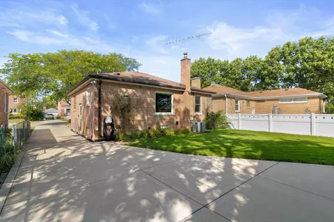 2409 S 6th Ave, North Riverside, IL 60546 photo 20