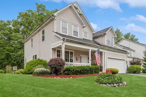 3320 Country Ln, Waukegan, IL 60087