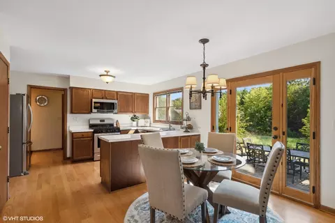 5021 Adele Dr, Gurnee, IL 60031 photo 6