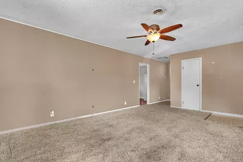 1105 Bartel Rd, Joliet, IL 60433 photo 5