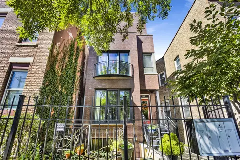 622 S Oakley Blvd #3, Chicago, IL 60612