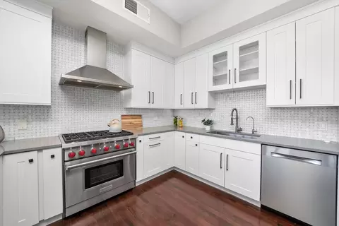1201 W Adams St #704, Chicago, IL 60607 photo 10