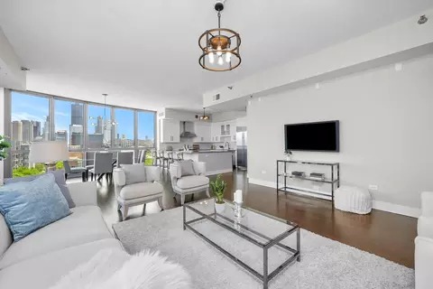1201 W Adams St #704, Chicago, IL 60607 photo 4