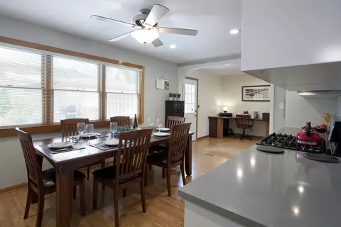 515 Frederick Ln, Hoffman Estates, IL 60169 photo 5