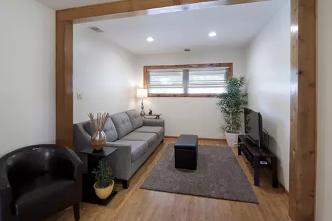 515 Frederick Ln, Hoffman Estates, IL 60169 photo 11