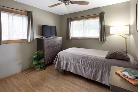 515 Frederick Ln, Hoffman Estates, IL 60169 photo 14