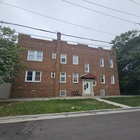 5671 W Fulton St, Chicago, IL 60644