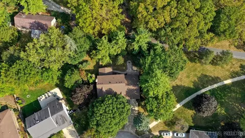 921 Smith Ct, Batavia, IL 60510 photo 43