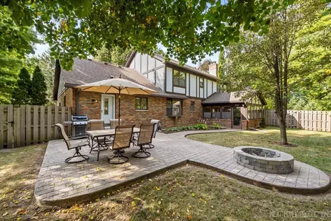 921 Smith Ct, Batavia, IL 60510 photo 27