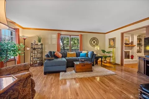 921 Smith Ct, Batavia, IL 60510 photo 5