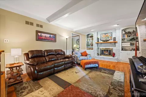 921 Smith Ct, Batavia, IL 60510 photo 9