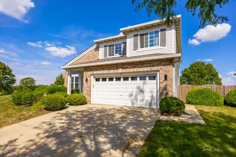5 Kingsbrooke Ct, Bolingbrook, IL 60440