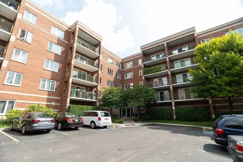 5225 N Riversedge Ter #507, Chicago, IL 60630