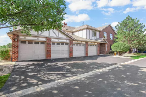 6245 Misty Pines Dr #3, Tinley Park, IL 60477