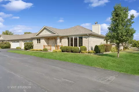 330 Woodward St, Beecher, IL 60401