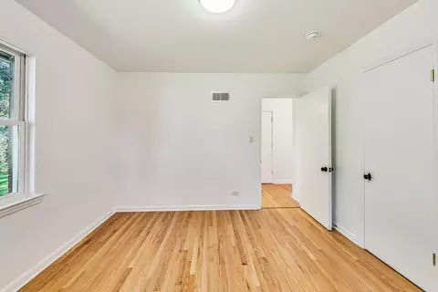Bedroom - 1768 Whitcomb Ave, Des Plaines, IL 60018 photo 6 of 6