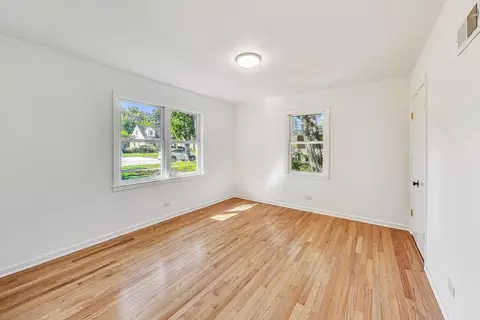 Bedroom - 1768 Whitcomb Ave, Des Plaines, IL 60018 photo 1 of 6