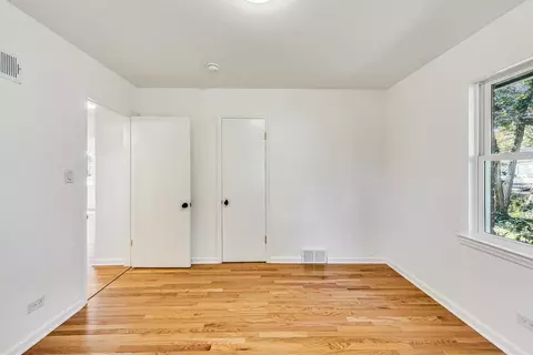 Bedroom - 1768 Whitcomb Ave, Des Plaines, IL 60018 photo 5 of 6
