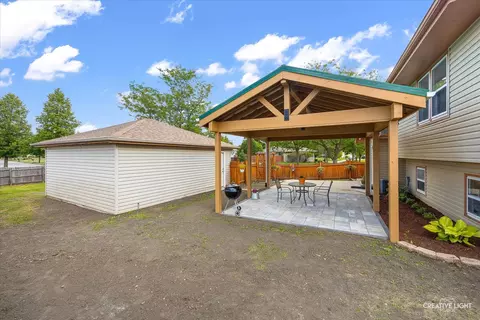 6451 Walter Adamic Ln, Plainfield, IL 60586 photo 15