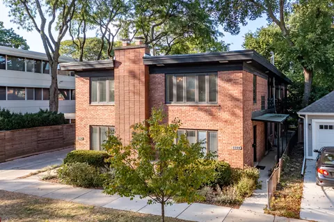 1108 Erie St #2F, Oak Park, IL 60302