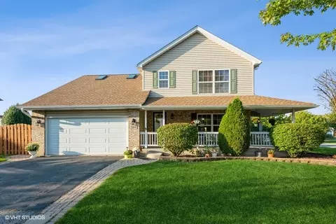 1044 Monterey Dr, Romeoville, IL 60446