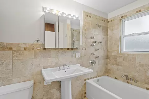 2900 Swallow Ln, Rolling Meadows, IL 60008 photo 22