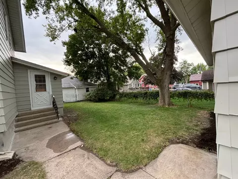 Exterior - 112 E 5th St, Belvidere, IL 61008 photo 4 of 5