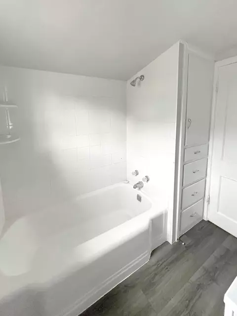 Bath - 112 E 5th St, Belvidere, IL 61008 photo 2 of 2