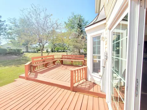 4904 Turnberry Dr, Hoffman Estates, IL 60010 photo 16