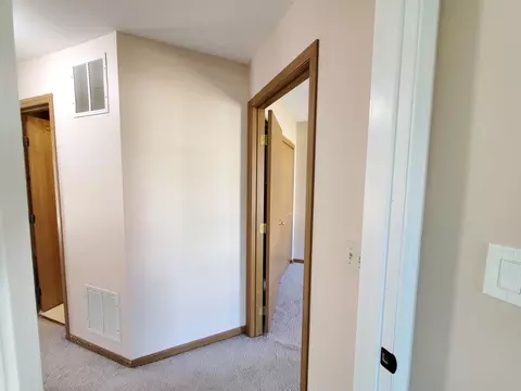 4904 Turnberry Dr, Hoffman Estates, IL 60010 photo 37