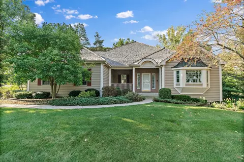 11201 Dorham Ln, Woodstock, IL 60098