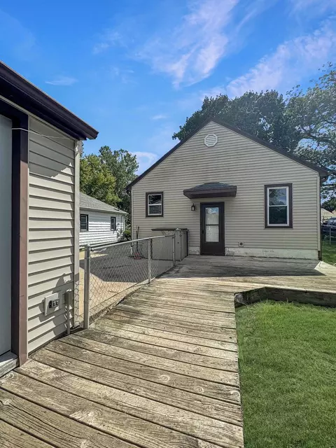 818 Monroe Dr, Freeport, IL 61032 photo 31