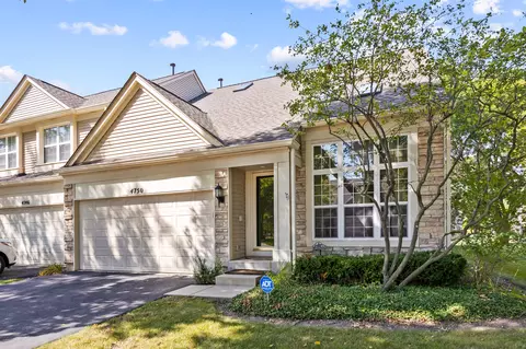 4750 Amber Cir, Hoffman Estates, IL 60192