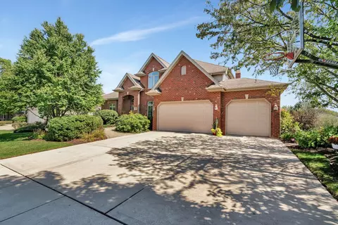 500 Siesta Dr, New Lenox, IL 60451