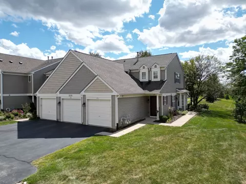 2219 Waterleaf Ct #201, Naperville, IL 60564