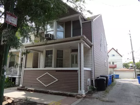 3542 N Hermitage Ave, Chicago, IL 60657