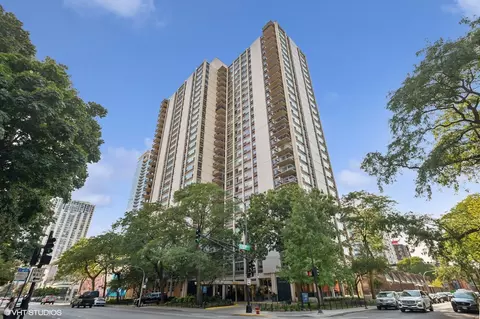 1255 N Sandburg Ter #2506E, Chicago, IL 60610