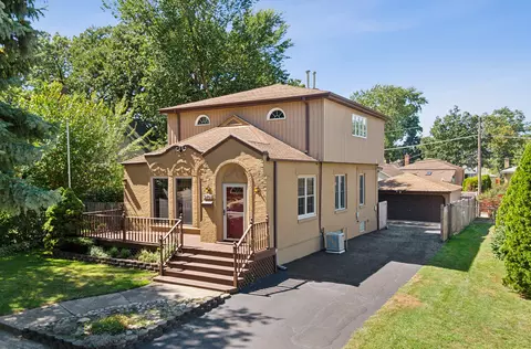 9408 S 51st Ave, Oak Lawn, IL 60453