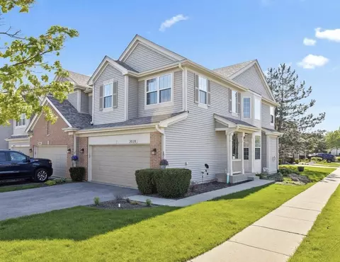 2028 Cypress Ct, Glendale Heights, IL 60139