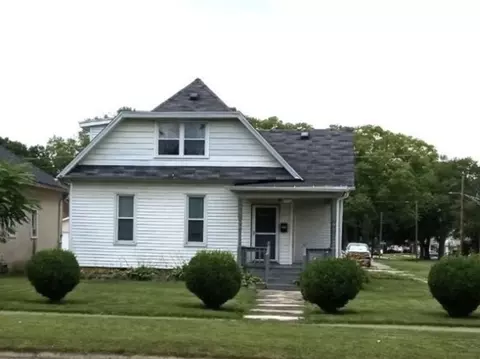 912 N Bloomington St, Streator, IL 61364