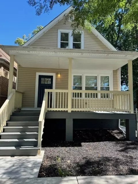 6831 S Oakley Ave, Chicago, IL 60636