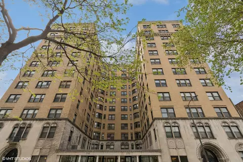 1765 E 55th St #C-2, Chicago, IL 60615