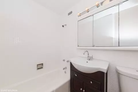 1700 E 56th St #2201, Chicago, IL 60637 photo 6