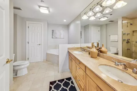 Bath - 21 E Huron St #2603, Chicago, IL 60611 photo 1 of 5