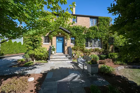 580 Phillips Ave, Glen Ellyn, IL 60137