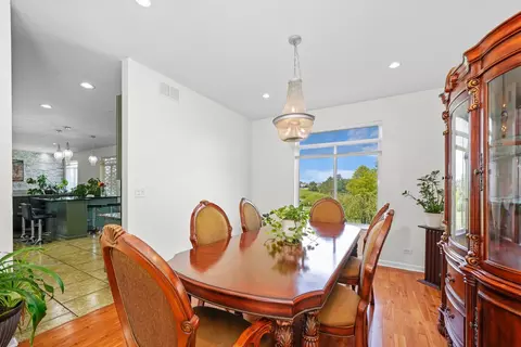 Dining - 2909 Discovery Dr, Plainfield, IL 60586 photo 2 of 2