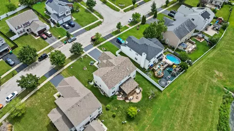 View/Area - 2909 Discovery Dr, Plainfield, IL 60586 photo 6 of 8