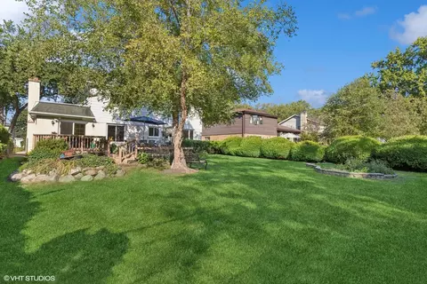 1717 N Beech Rd, Mount Prospect, IL 60056 photo 9